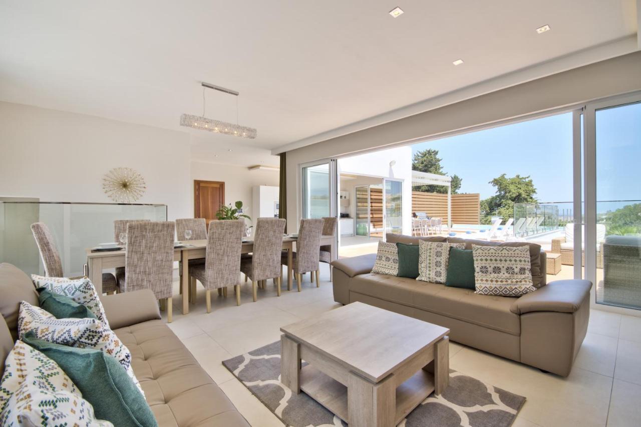 Luxury Villas Malta - Carob Hills resort Villa Goa Mellieħa Esterno foto